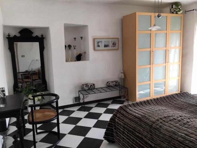 Casa Petra - Casa Tre Stelle - Casa Caneva - Ferien Fuer 6-14 Personen Ponti エクステリア 写真