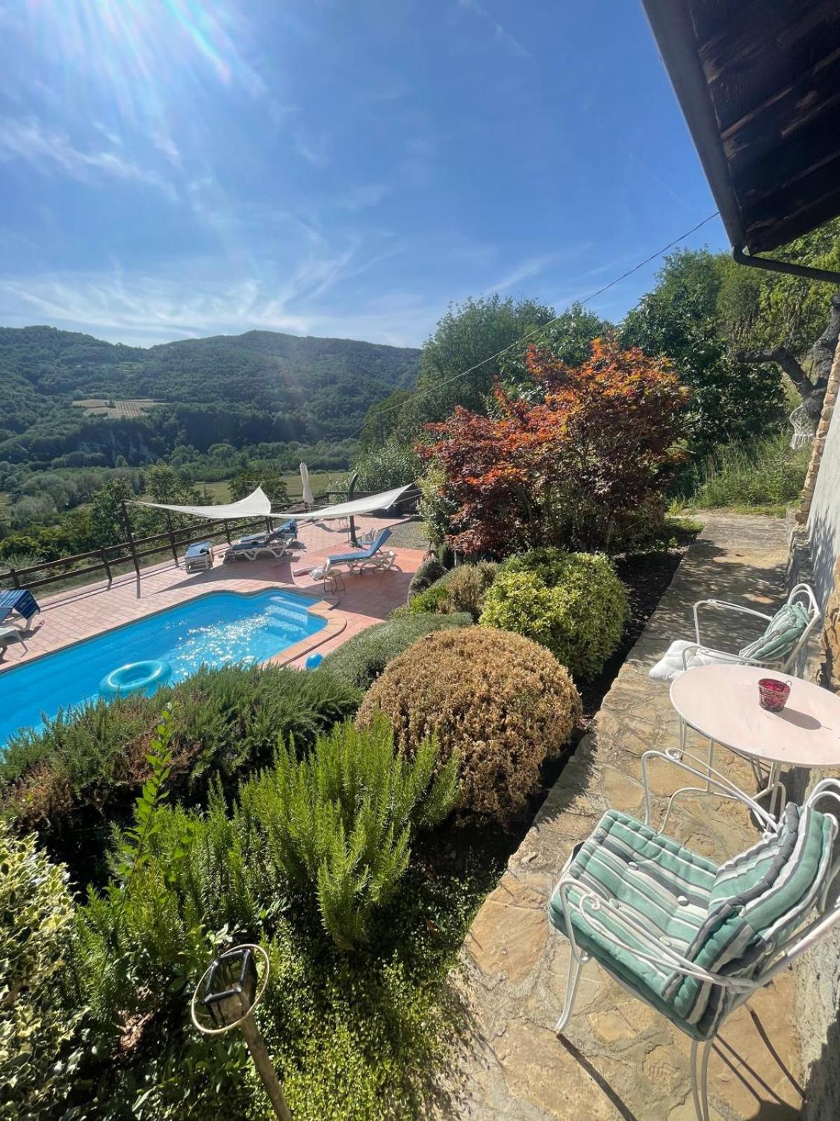 Casa Petra - Casa Tre Stelle - Casa Caneva - Ferien Fuer 6-14 Personen Ponti エクステリア 写真